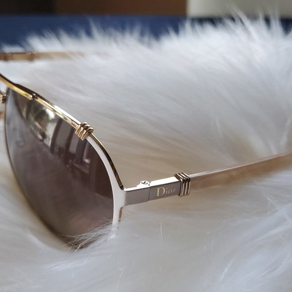 Dior Glasses - Picture 2 of 3